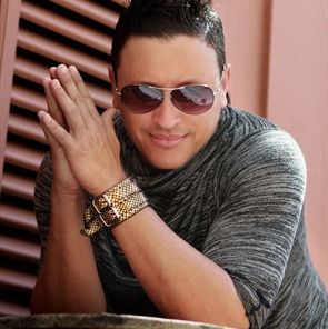 Elvis Crespo 2012